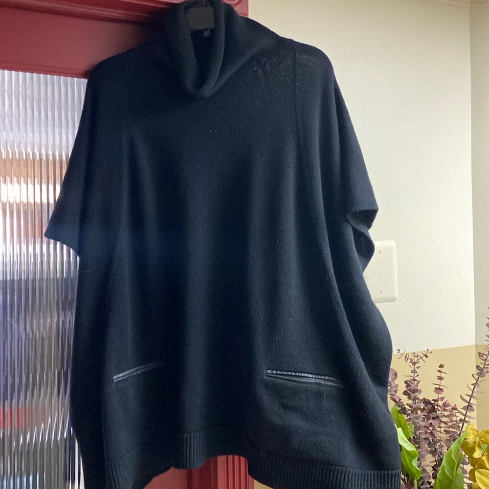 Theory 💯 Wool 💯 Lambskin Leather Black Poncho Turtleneck